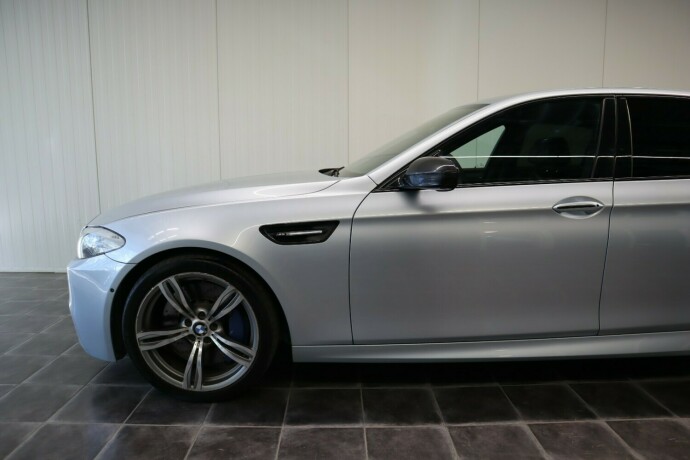 bmw-m5-bensin-2012-big-6