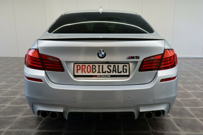 bmw-m5-bensin-2012-big-10