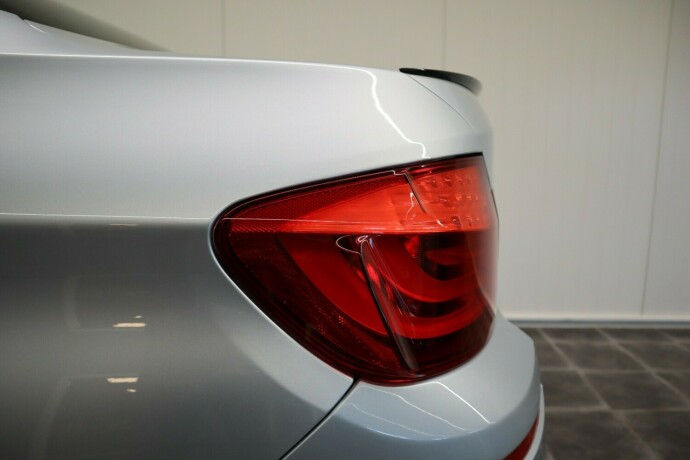 bmw-m5-bensin-2012-big-14
