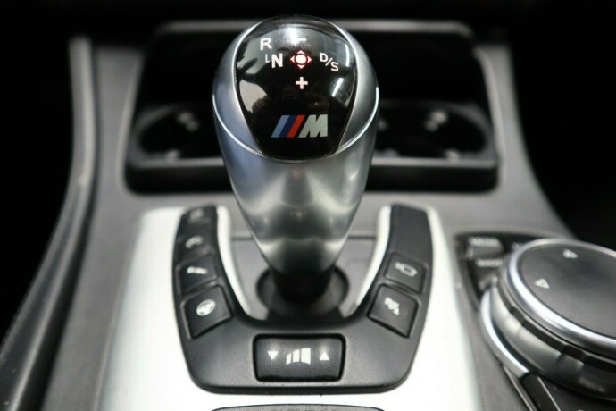 bmw-m5-bensin-2012-big-41