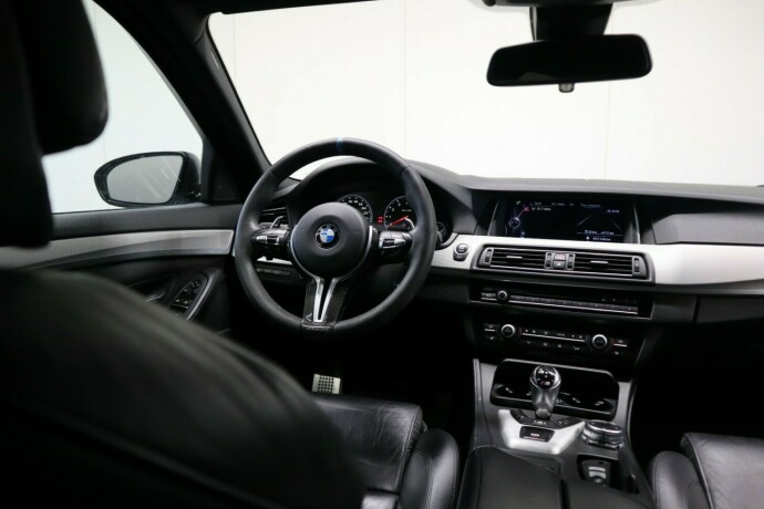 bmw-m5-bensin-2012-big-22