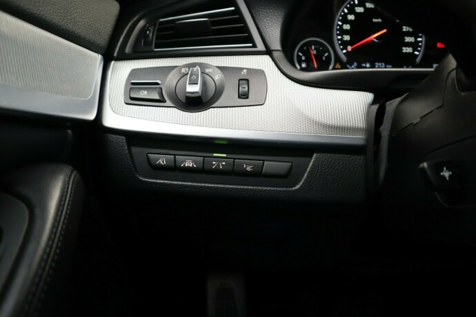 bmw-m5-bensin-2012-big-40