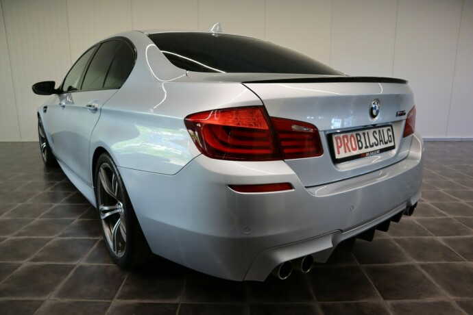bmw-m5-bensin-2012-big-3