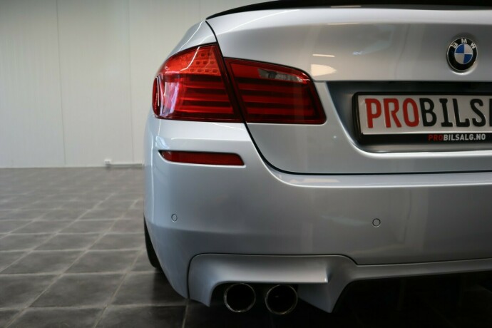 bmw-m5-bensin-2012-big-48