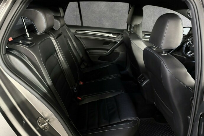 volkswagen-golf-elektrisitetbensin-2016-big-14