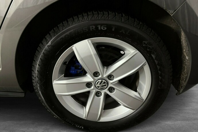 volkswagen-golf-elektrisitetbensin-2016-big-29