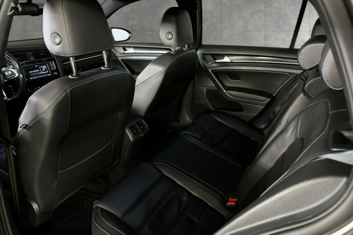 volkswagen-golf-elektrisitetbensin-2016-big-13