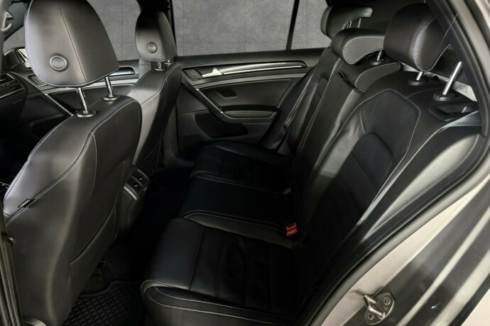 volkswagen-golf-elektrisitetbensin-2016-big-12