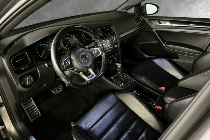 volkswagen-golf-elektrisitetbensin-2016-big-1