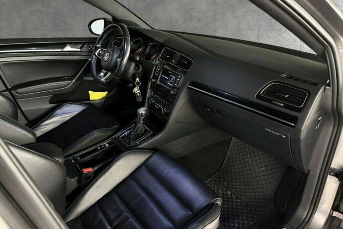 volkswagen-golf-elektrisitetbensin-2016-big-15