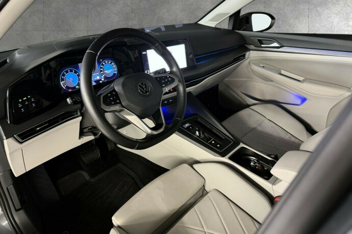 volkswagen-golf-elektrisitetbensin-2021-big-1