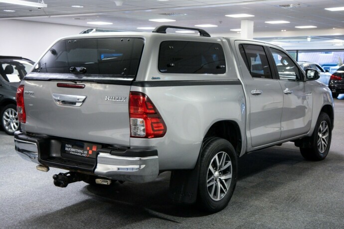 toyota-hilux-diesel-2019-big-2