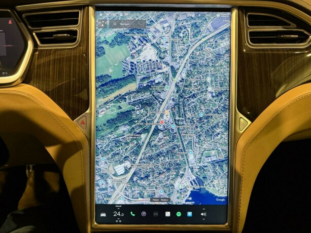 tesla-model-s-elektrisitet-2013-big-14