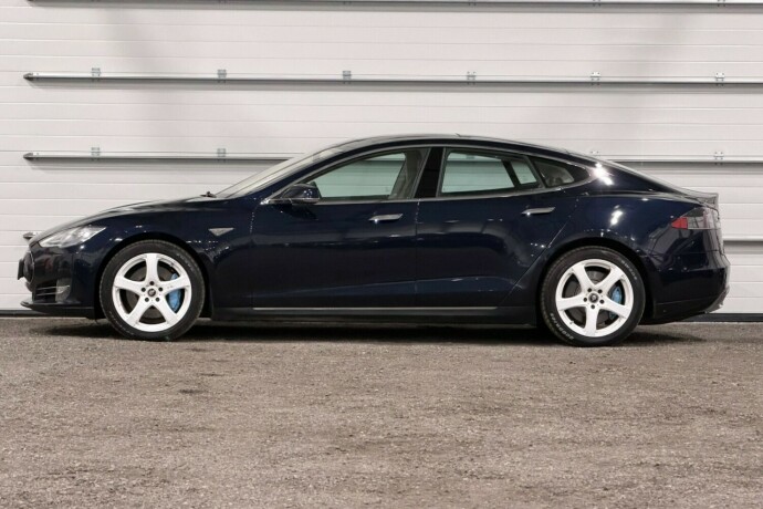 tesla-model-s-elektrisitet-2013-big-5