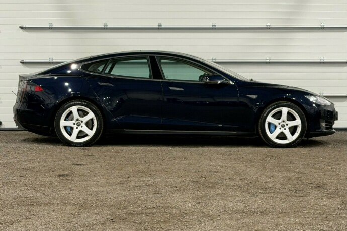 tesla-model-s-elektrisitet-2013-big-1