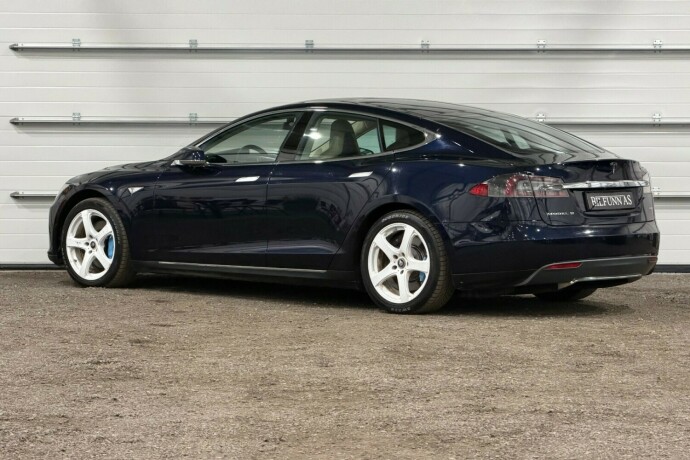 tesla-model-s-elektrisitet-2013-big-3
