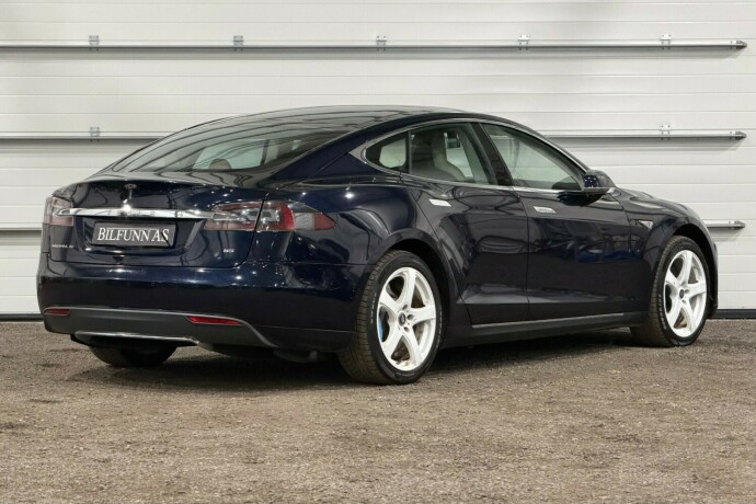 tesla-model-s-elektrisitet-2013-big-2