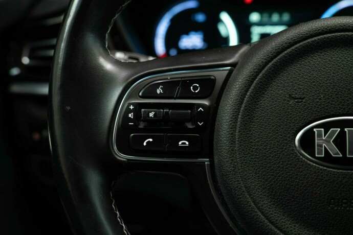 kia-e-niro-elektrisitet-2021-big-14