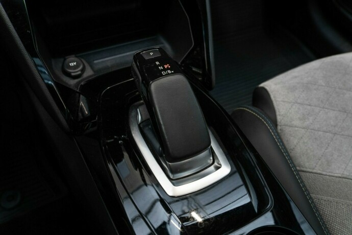 peugeot-208-elektrisitet-2020-big-19