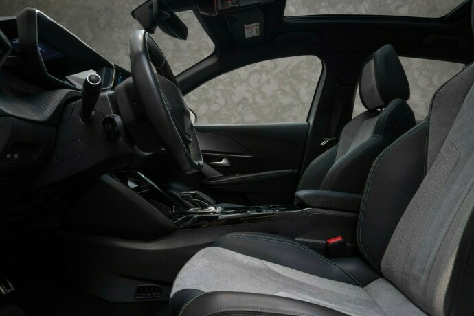 peugeot-208-elektrisitet-2020-big-24