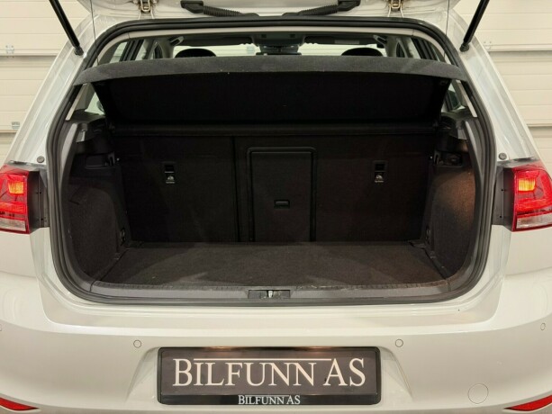 volkswagen-golf-bensin-2013-big-12