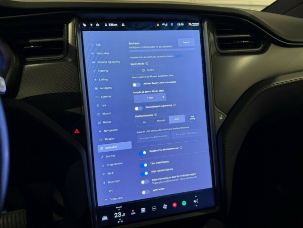 tesla-model-x-elektrisitet-2018-big-28