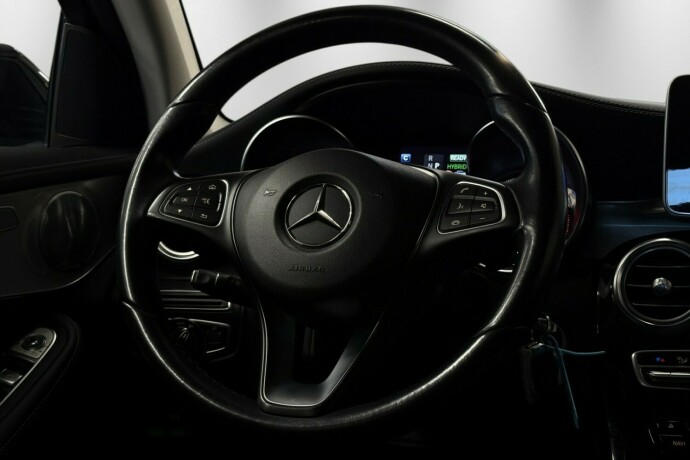 mercedes-benz-glc-elektrisitetbensin-2016-big-9