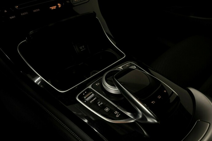 mercedes-benz-glc-elektrisitetbensin-2016-big-33