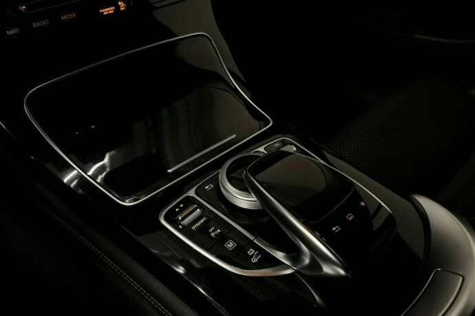 mercedes-benz-glc-elektrisitetbensin-2016-big-32