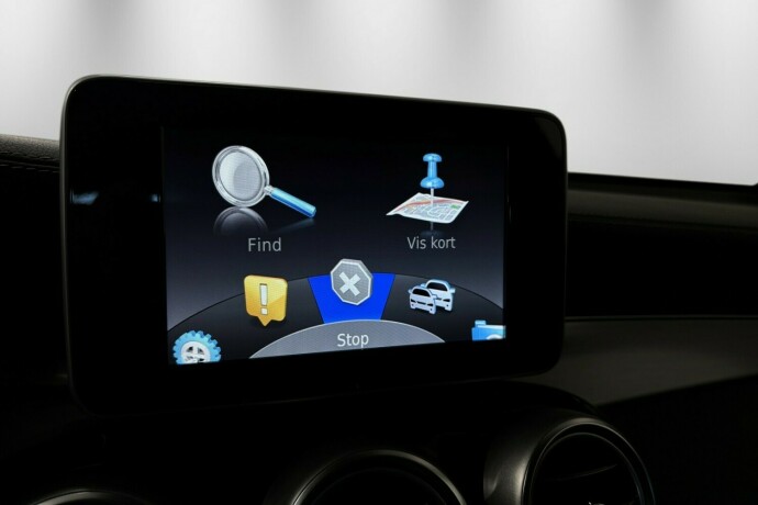 mercedes-benz-glc-elektrisitetbensin-2016-big-27