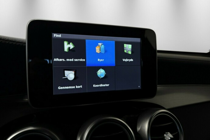 mercedes-benz-glc-elektrisitetbensin-2016-big-29