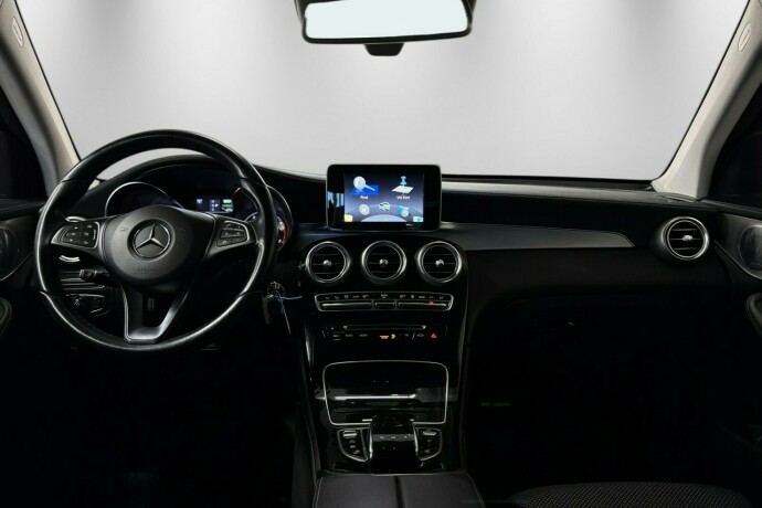 mercedes-benz-glc-elektrisitetbensin-2016-big-11