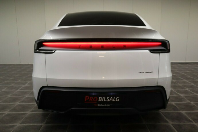 tesla-model-y-elektrisitet-2026-big-11