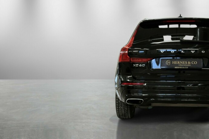 volvo-xc-60-elektrisitetbensin-2018-big-5