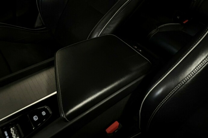 volvo-xc-60-elektrisitetbensin-2018-big-31