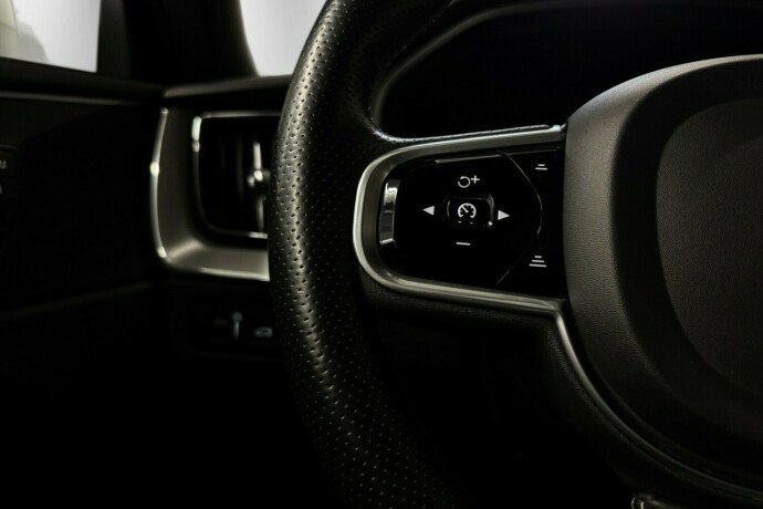 volvo-xc-60-elektrisitetbensin-2018-big-11