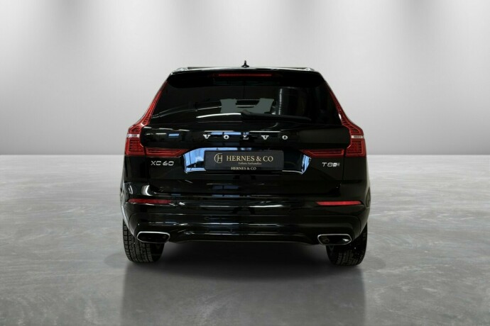 volvo-xc-60-elektrisitetbensin-2018-big-4