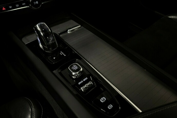 volvo-xc-60-elektrisitetbensin-2018-big-29