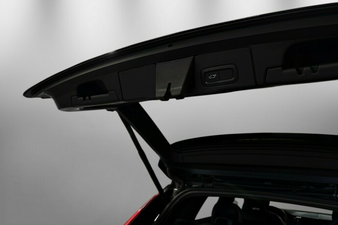 volvo-xc-60-elektrisitetbensin-2018-big-7