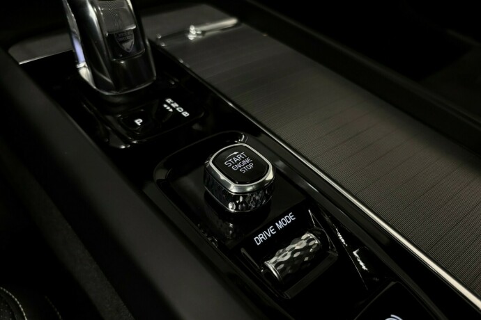 volvo-xc-60-elektrisitetbensin-2018-big-32