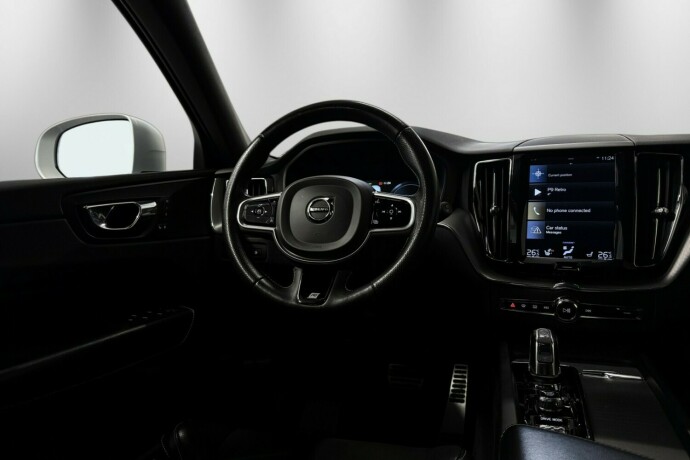 volvo-xc-60-elektrisitetbensin-2018-big-9