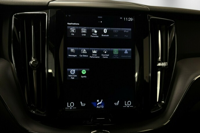 volvo-xc-60-elektrisitetbensin-2018-big-25