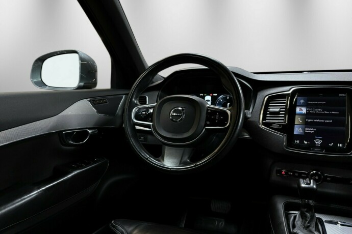 volvo-xc-90-diesel-2016-big-11