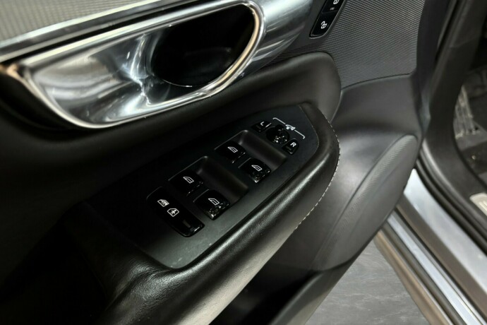 volvo-xc-90-diesel-2016-big-18