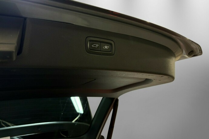 volvo-xc-90-diesel-2016-big-8