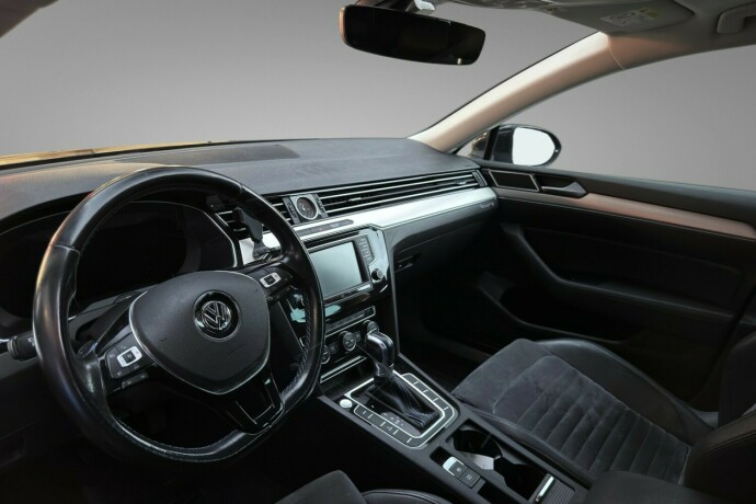 volkswagen-passat-elektrisitetbensin-2017-big-6