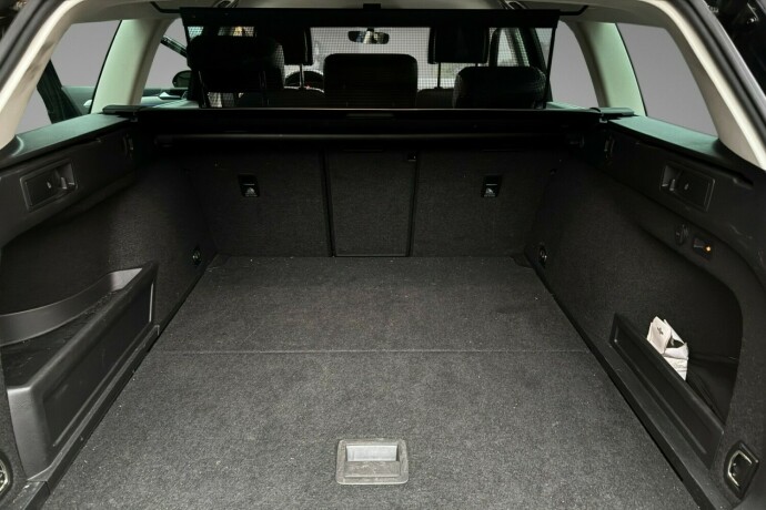 volkswagen-passat-elektrisitetbensin-2017-big-10