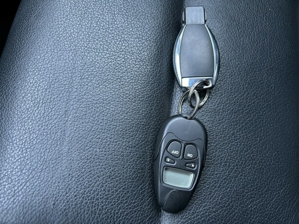 mercedes-benz-glk-diesel-2013-big-33