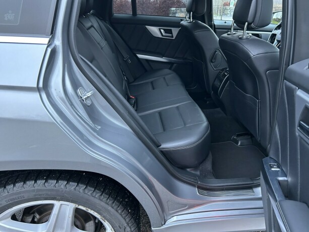 mercedes-benz-glk-diesel-2013-big-11