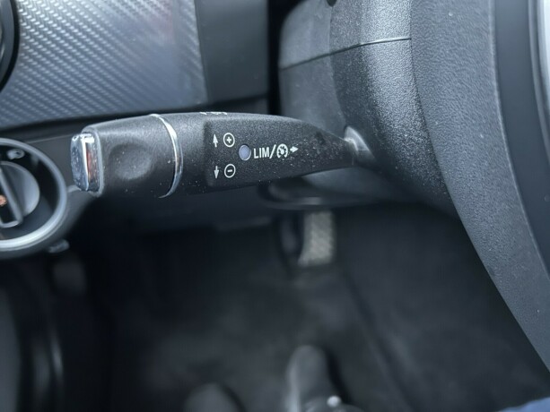 mercedes-benz-glk-diesel-2013-big-20